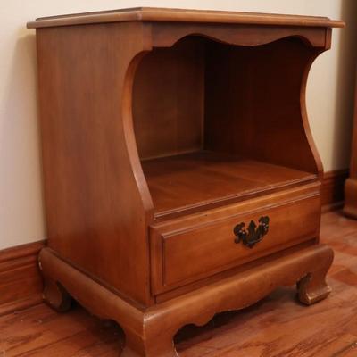 Vintage Harmony House End Table