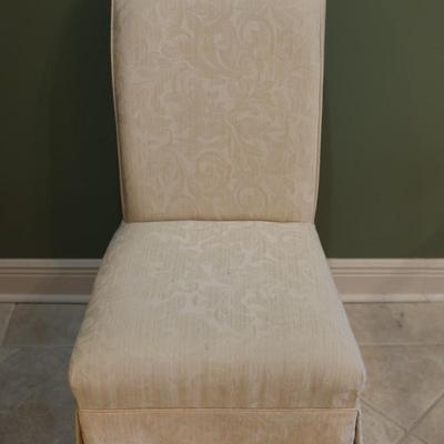 Upholstered Casual Dining Chair