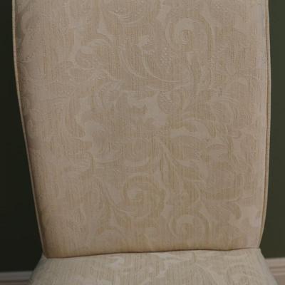 Upholstered Casual Dining Chair