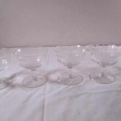 4 Vintage crystal sherbet glass