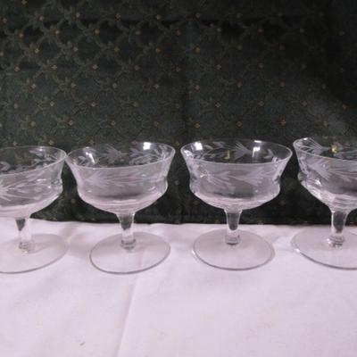 4 Vintage crystal sherbet glass