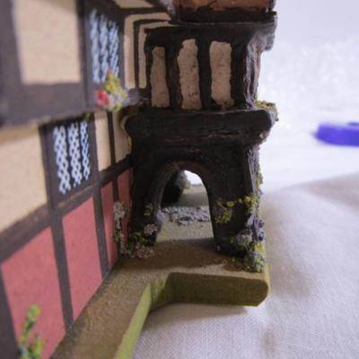 English Cottage music box