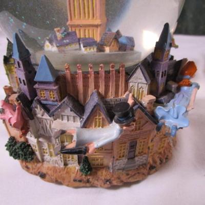 Musical glass waterglobe, Peter Pan scene