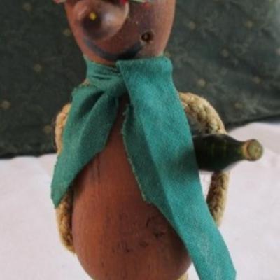 Andy Capp-looking figurine