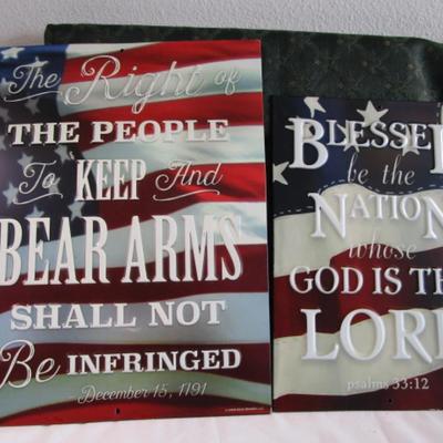 2 metal decorative signs