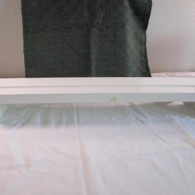 White wood floating shelf