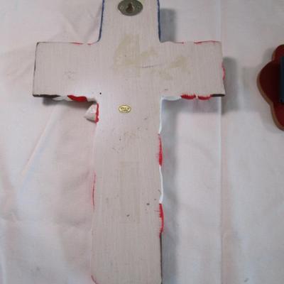 Patriotic crosses, one wood & metal, one ceramic