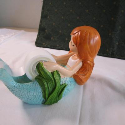 Mermaid tape dispenser