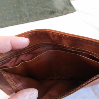 Leather zippered pouch/wallet with handle