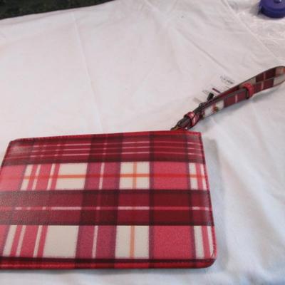 Sonoma wallet safe keeper RFID blocking technology