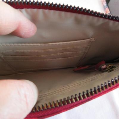 Sonoma wallet safe keeper RFID blocking technology