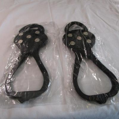 2 sets Universal non-slip gripper spikes for footwear