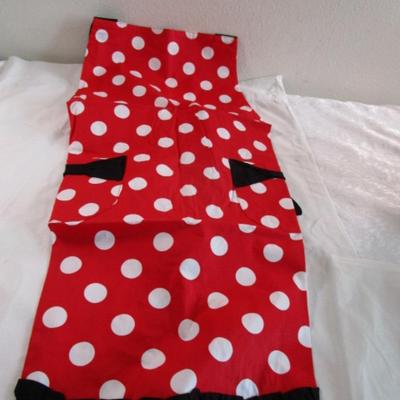 New in pkg. Minnie Mouse apron