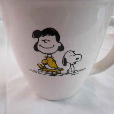 Hallmark Peanuts' Lucy mug