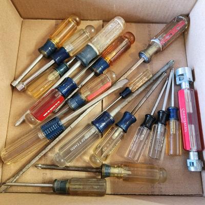 Tool Lot Socket set , Screwdrivers socket drivers