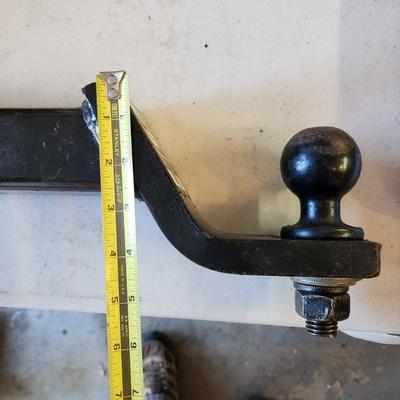 2 Trailer Hitches Reese