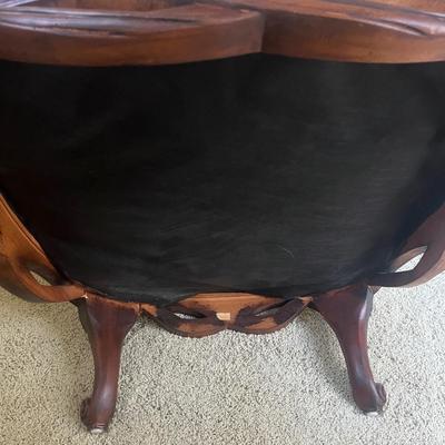 French Provincial Style Accent Chair & Ottoman (GB1-MG)