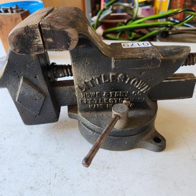 Littlestown PA No 400 Bench Vise 4.25"