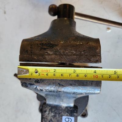 Littlestown PA No 400 Bench Vise 4.25"