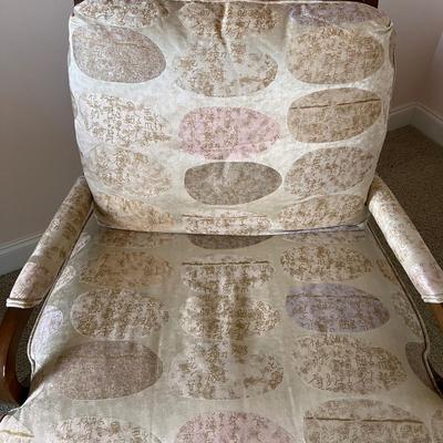 Luxurious French Provincial Style Arm Chair (GB2-RG)
