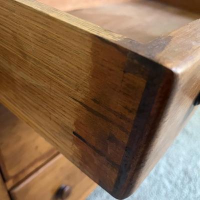 Chest of Drawers With Three Dovetailed Drawers (GB1-MG)