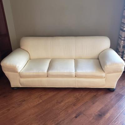 White Satin Striped Couch (L-KD)