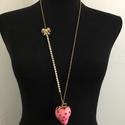 Vintage, Betsey Johnson, strawberry pendant, necklace, pink bow, crystal