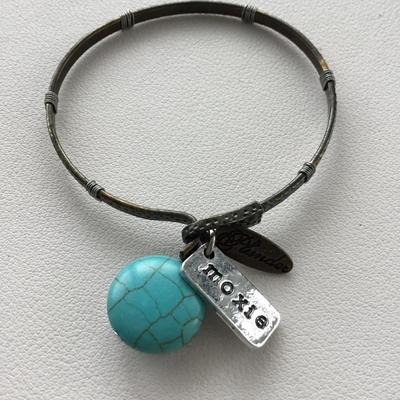 Plunder marked fashion bangle bracelet vintage