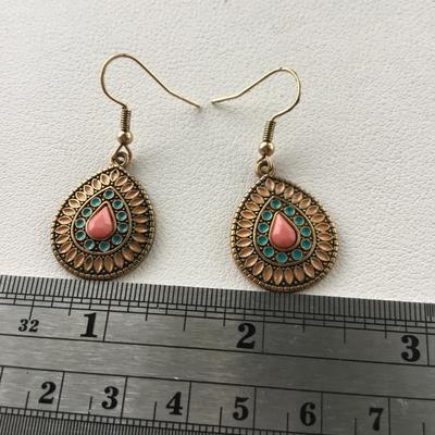 Beautiful gold tone fashion earrings