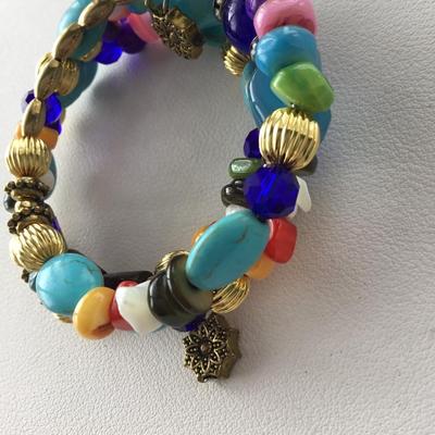Beautiful colorful fashion wire beaded bracelet