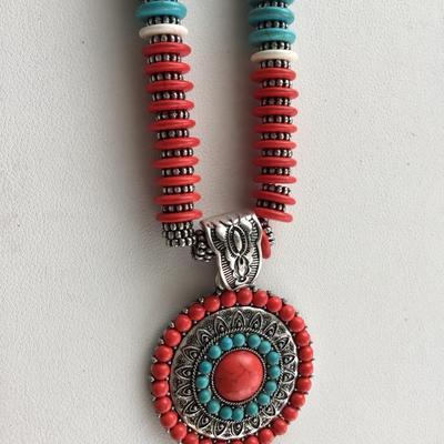 Beautiful statement necklace with matching earrings