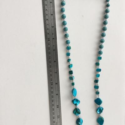 Beautiful NY marked blue necklace