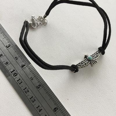 Bird unmarked fashion choker