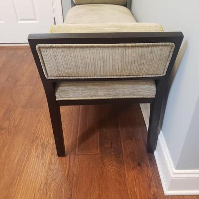 Upholstered Bench W/Pillows (L-KD)