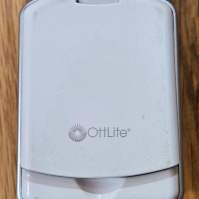 Small Portable Ottlite