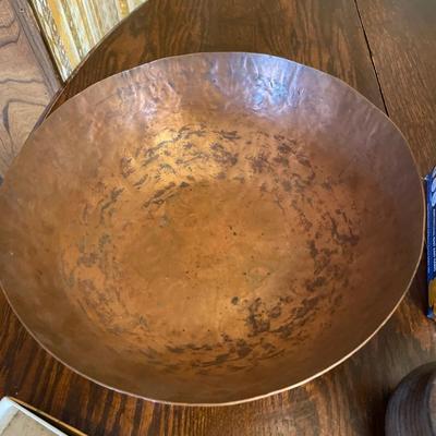 Bee trap, copper bowl and knives