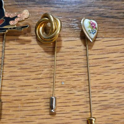 Vintage Hat or Lapel Pins Lot