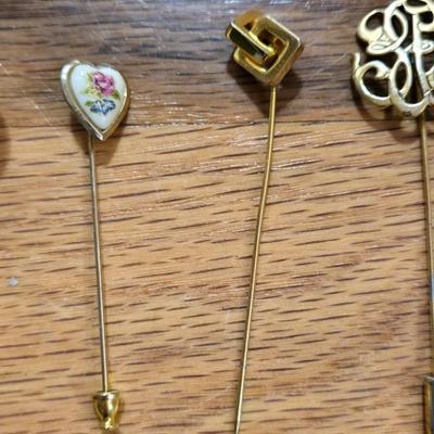 Vintage Hat or Lapel Pins Lot