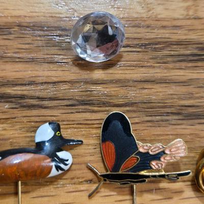 Vintage Hat or Lapel Pins Lot