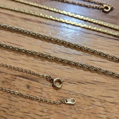 Vintage Gold Tone Jewelry Lot