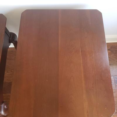 Pair of Pennsylvania House Cherry Queen Anne Accent Tables With Drawers (PB-KD)