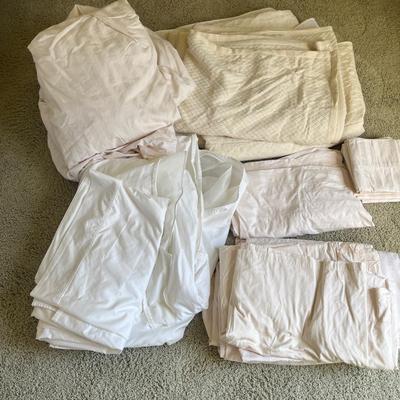 Ralph Lauren Twin Bedding and More (GB1-MG)