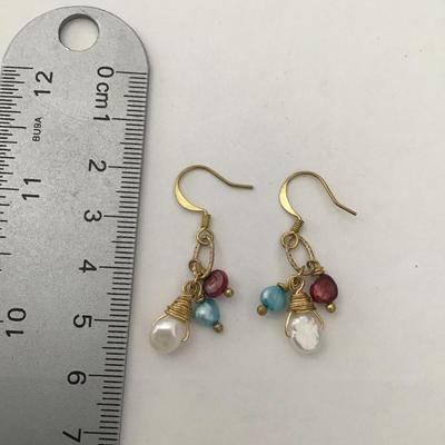 Beautiful, genuine, freshwater, pearl dangle, gold toned earrings