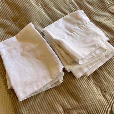 Full Size Bedding- Bedspreads, Sheets, Duvets & More (GB2-RG)