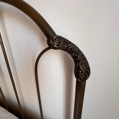 Metal Full Size Bed Frame/Headboard (GB2-RG)
