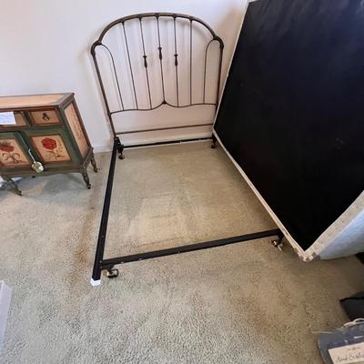Metal Full Size Bed Frame/Headboard (GB2-RG)