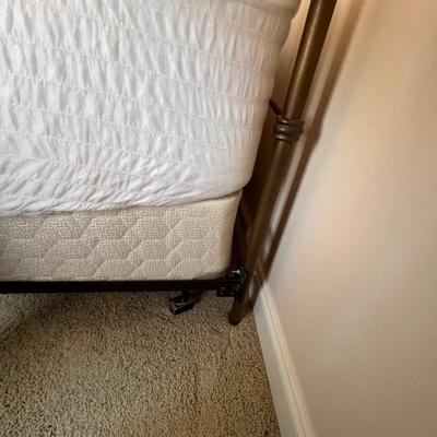 Metal Full Size Bed Frame/Headboard (GB2-RG)