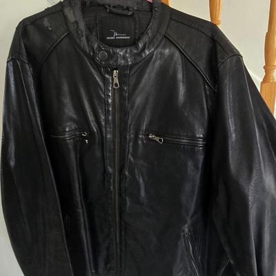 LOT 2B: Assortment of Men's Coats Including Genuine Wilsons Leather Trench Coat