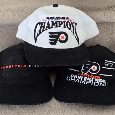 LOT 4B: NHL Philadelphia Flyers Hats: Starter, American Needle