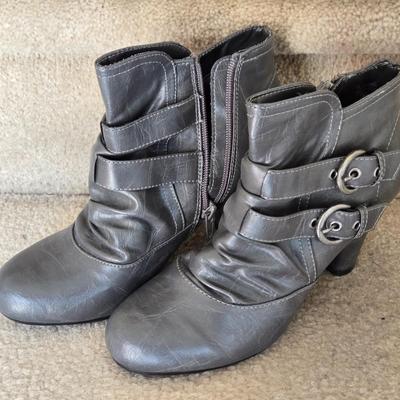 LOT 8B: Assorted Ladies' Jeans Including Jennifer Lopez, & Pair of Boots